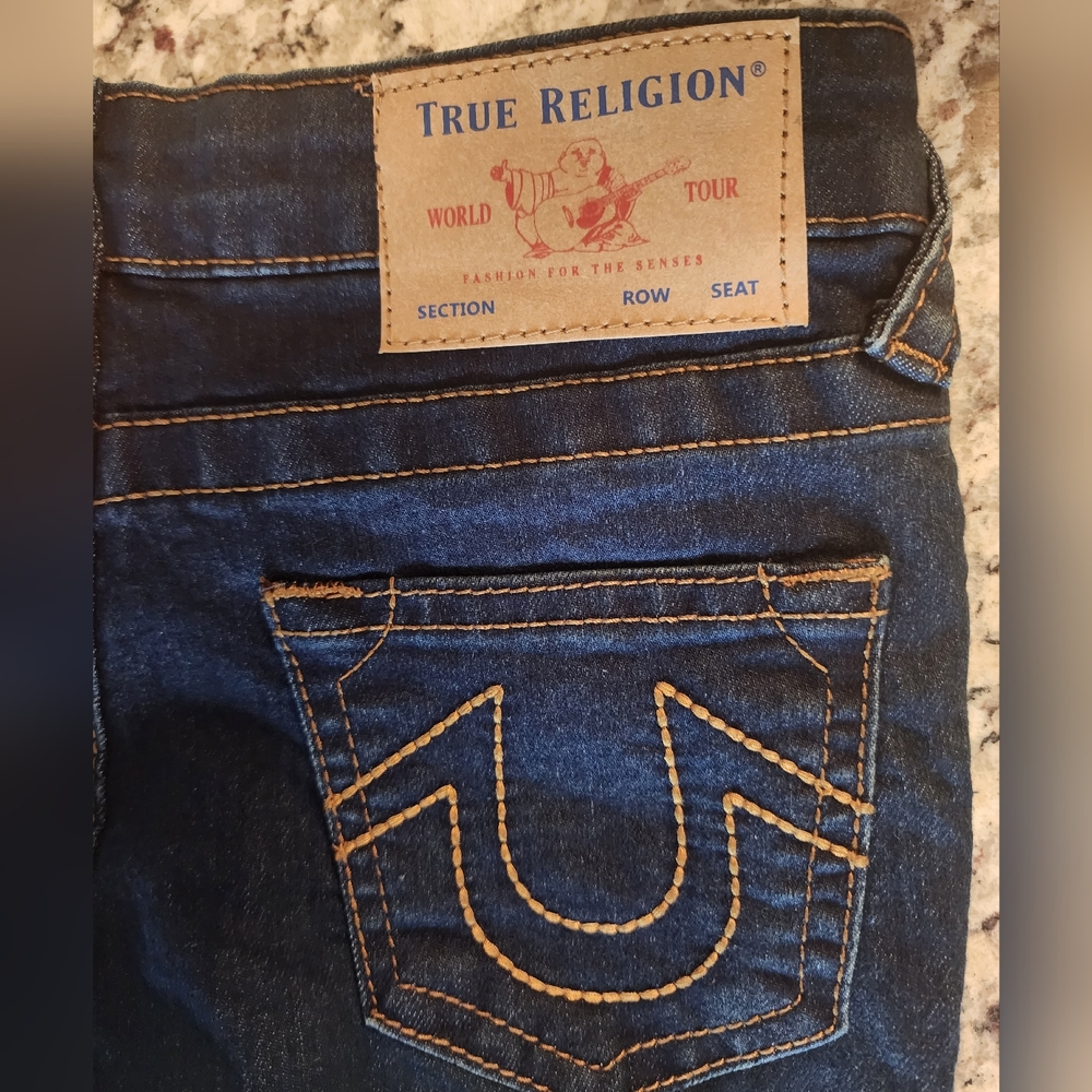 Unisex True Religion Size 5